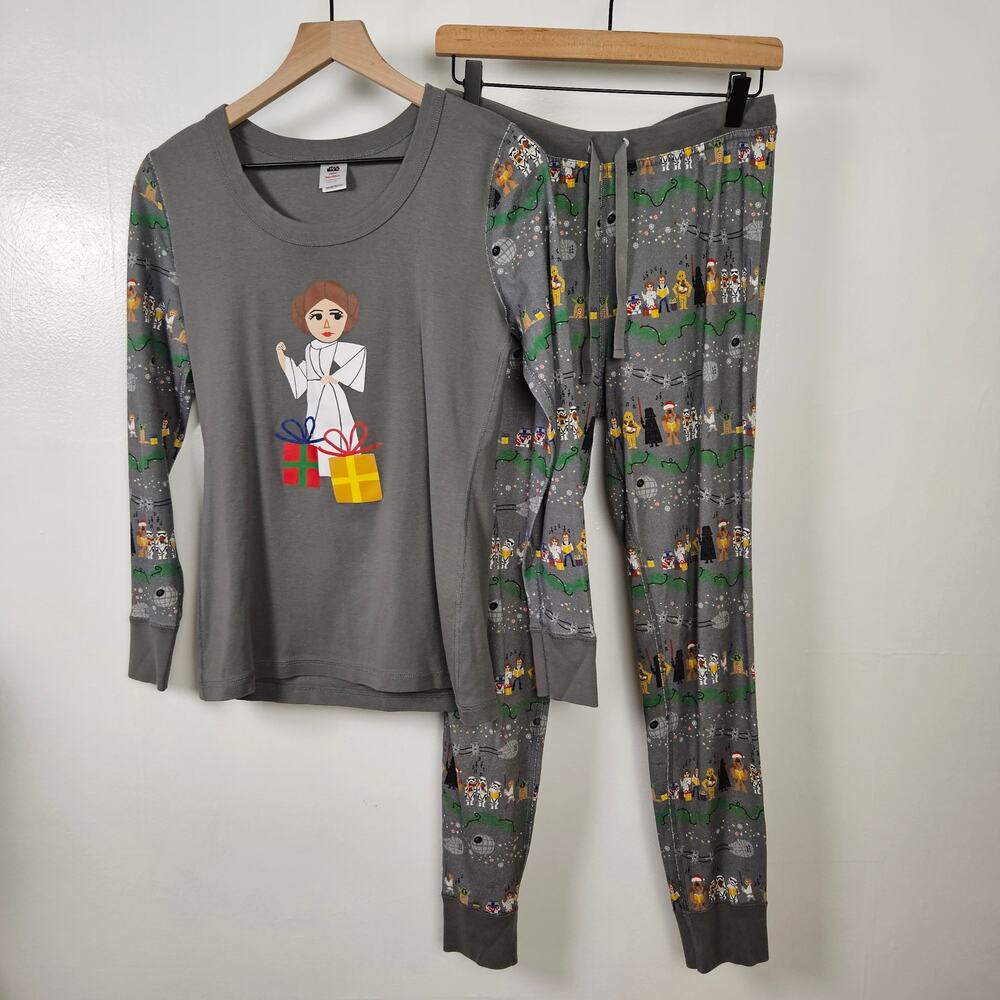 Hanna Andersson Star Wars Leia Christmas PJ Set‎ Adult M Grey Top Bottom Pajamas